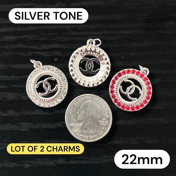 Lot of 2 CC Round Silver Tone Zipper Pull Button Charms 22mm - Picture 1 of 1